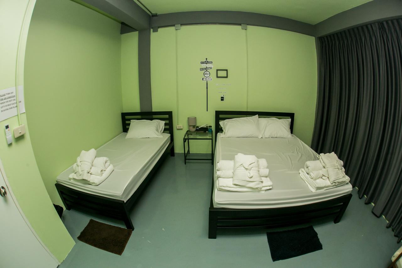 Samsen 8 Hostel Bangkok Exterior foto