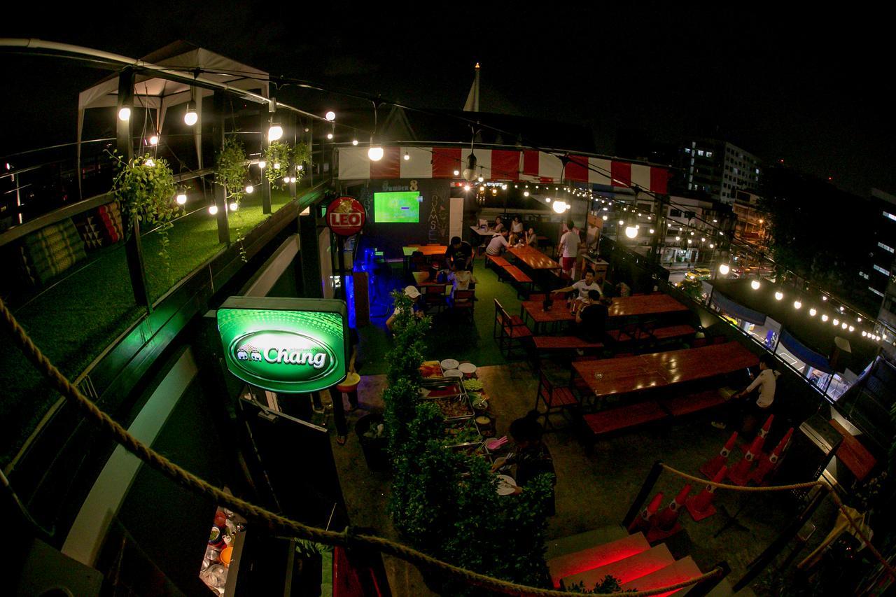 Samsen 8 Hostel Bangkok Exterior foto